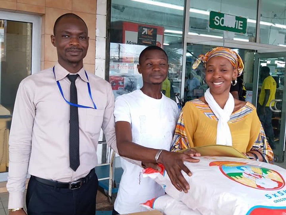 Ong brin d'espoir a reçu les dons du CONSEIL CAFE CACAO