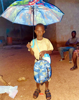 Ensemble pour l’espoir : un handicap visuel n’arrête pas la solidarité